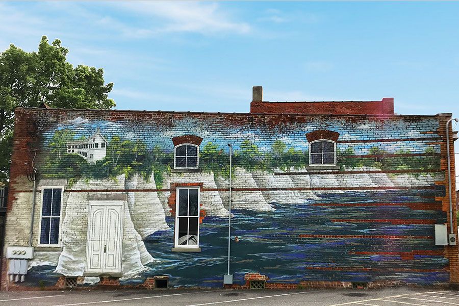 White Bluff Mural in Demopolis, Alabama