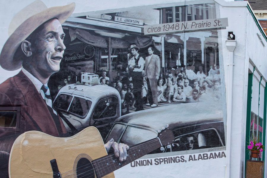 Hank Williams mural in Union Springs, AL